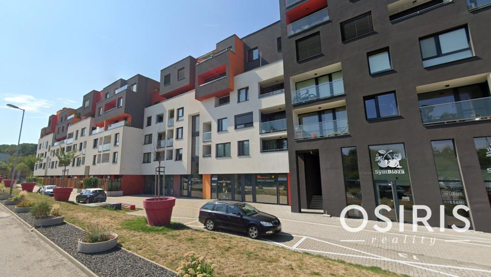 Rezervované: Klimatizovaný 3i byt s loggiou, novostavba 2018, parkovacie miesto v garáži