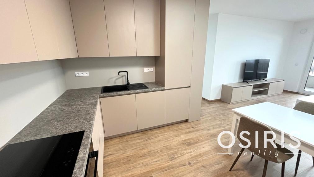 Stačí sa nasťahovať! Zariadený 2i byt, loggia, Bory Mall