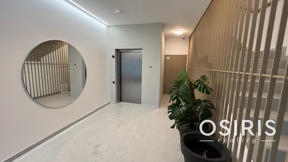 Stačí sa nasťahovať! Zariadený 2i byt, loggia, Bory Mall