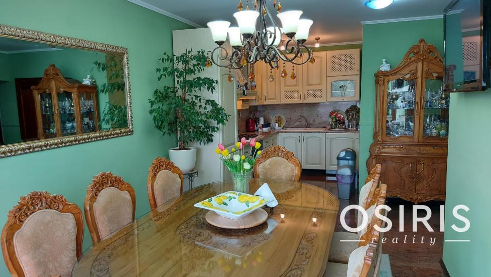 Krásny, slnečný rodinný dom so samostatnou garážou - výborná investícia