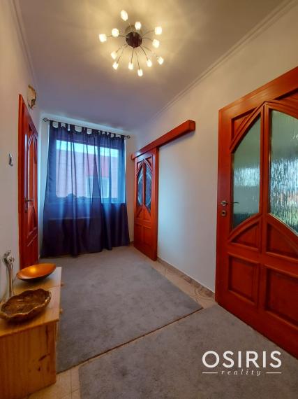 Krásny, slnečný rodinný dom so samostatnou garážou - výborná investícia