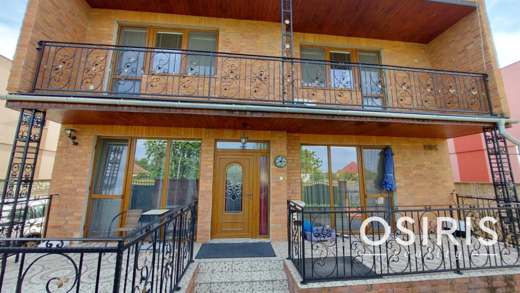 Krásny, slnečný rodinný dom so samostatnou garážou - výborná investícia