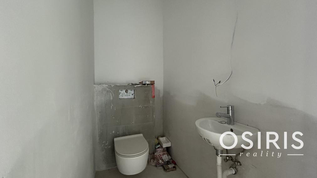 KVALITNE VYHOTOVENÁ NOVOSTAVBA 4 IZB. RD 5 MIN. OD SENCA - OBEC TUREŇ