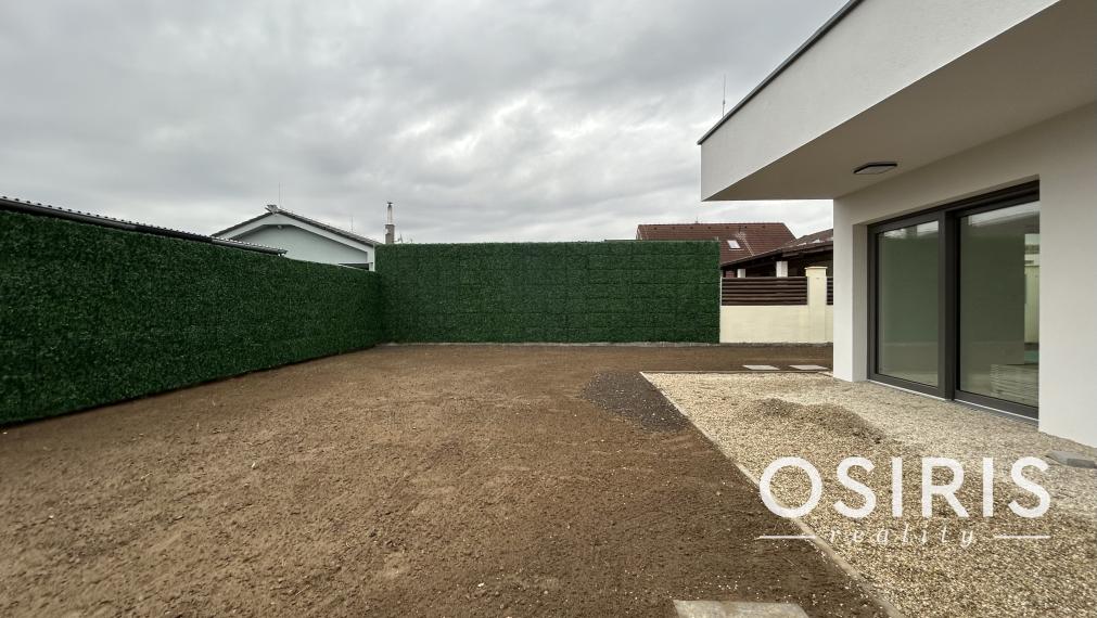 KVALITNE VYHOTOVENÁ NOVOSTAVBA 4 IZB. RD 5 MIN. OD SENCA - OBEC TUREŇ