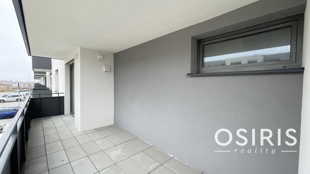 Slnečný 2 izbový byt v štandarde s veľkou terasou