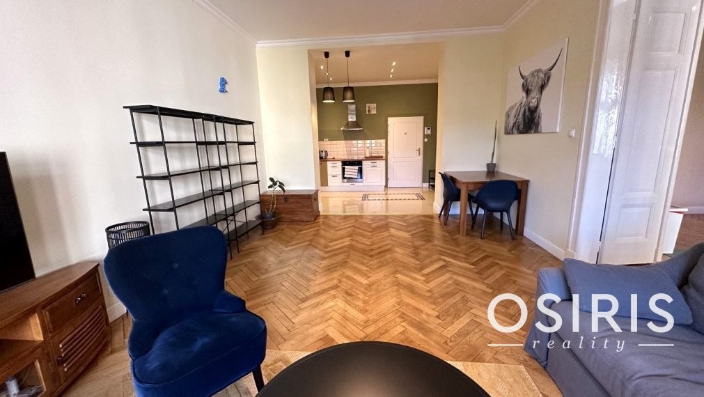 Zrekonštruovaný, zariadený 2i byt v centre Starého Mesta