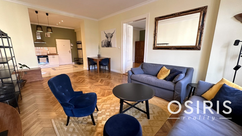 Zrekonštruovaný, zariadený 2i byt v centre Starého Mesta