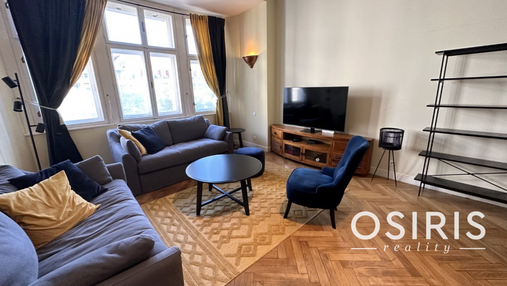 Zrekonštruovaný, zariadený 2i byt v centre Starého Mesta