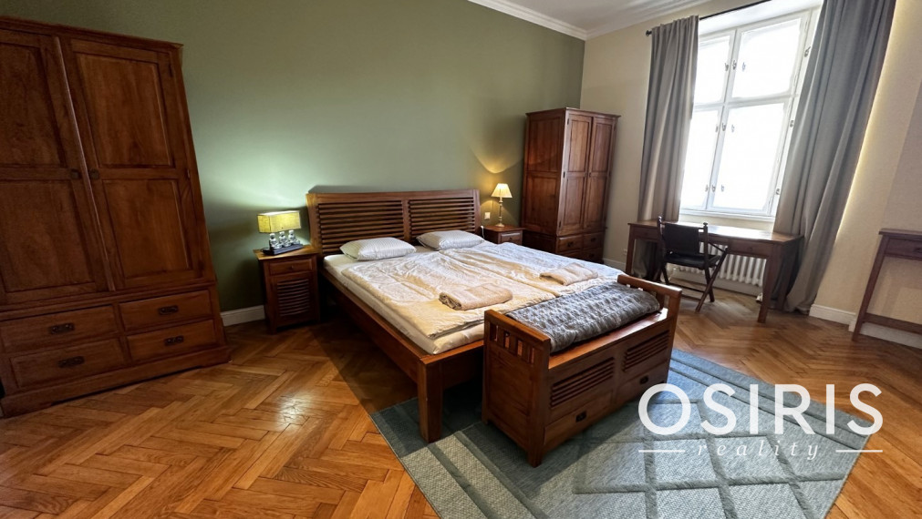 Zrekonštruovaný, zariadený 2i byt v centre Starého Mesta