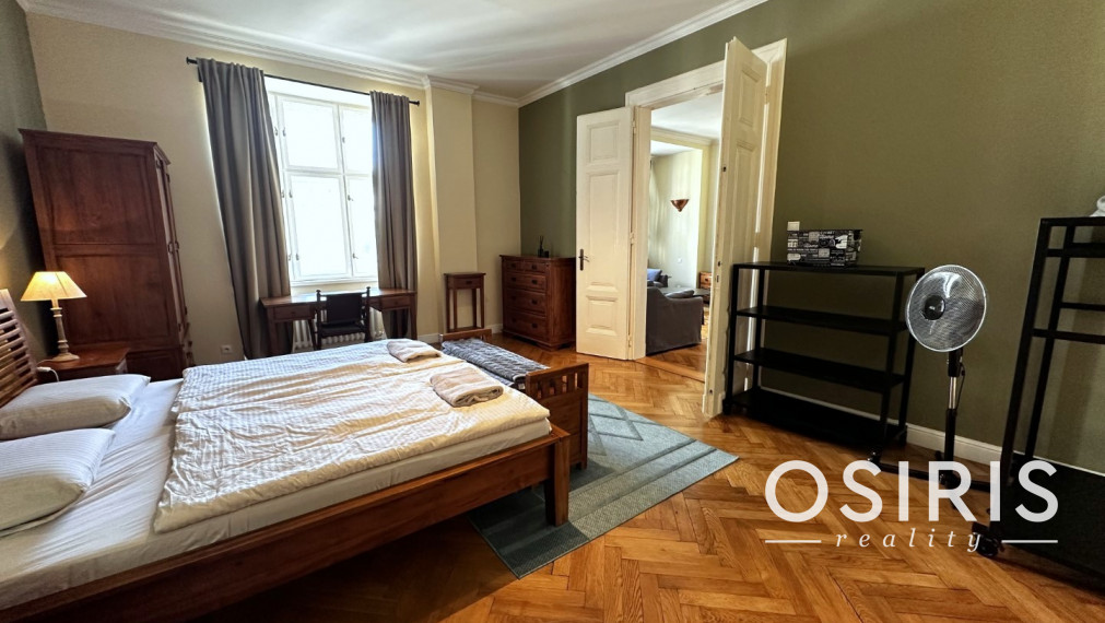 Zrekonštruovaný, zariadený 2i byt v centre Starého Mesta