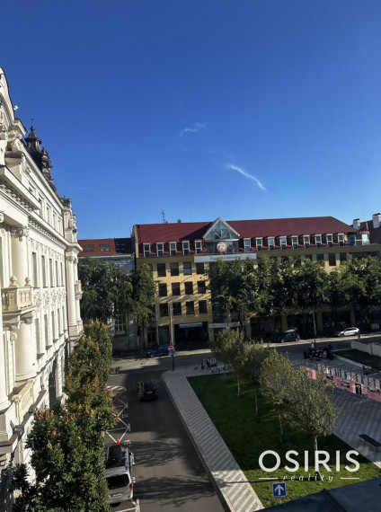 Zrekonštruovaný, zariadený 2i byt v centre Starého Mesta