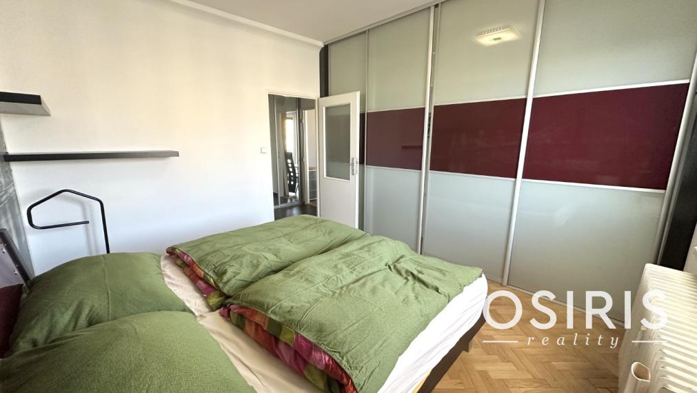 Zrekonštruovaný, zariadený 3i byt v blízkosti Štrkovca