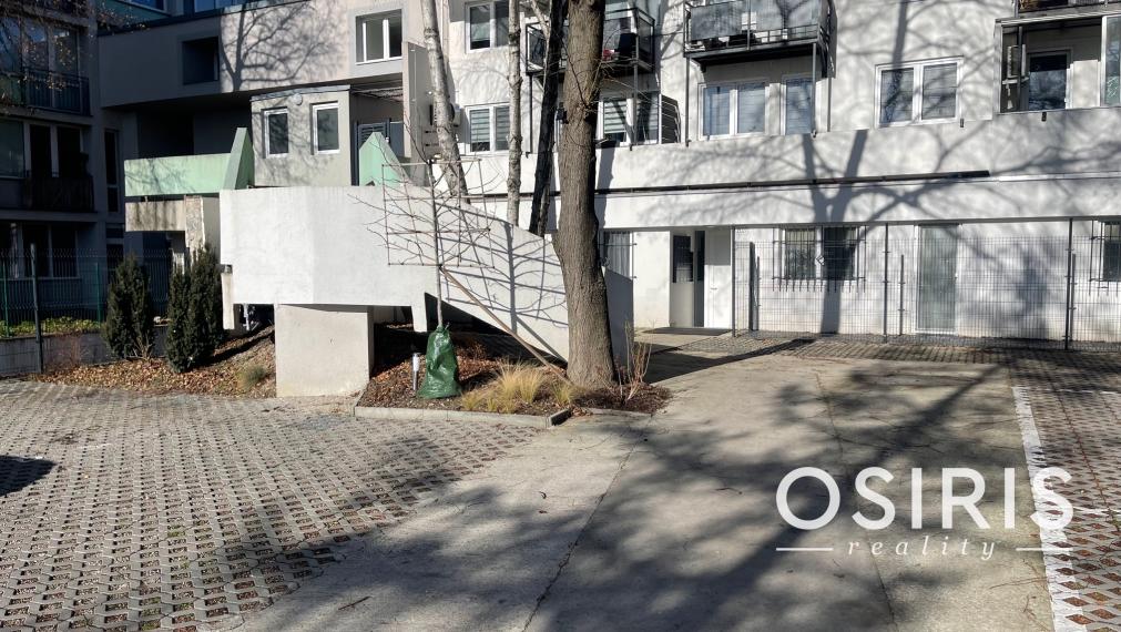 Praktický, kompletne zrekonštruovaný 2 izbový byt