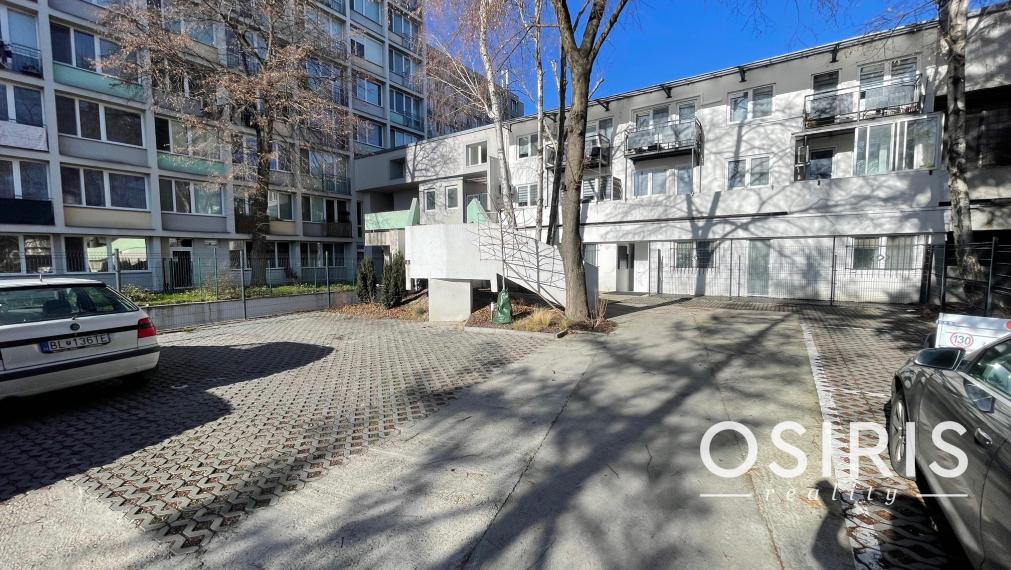 Praktický, kompletne zrekonštruovaný 2 izbový byt