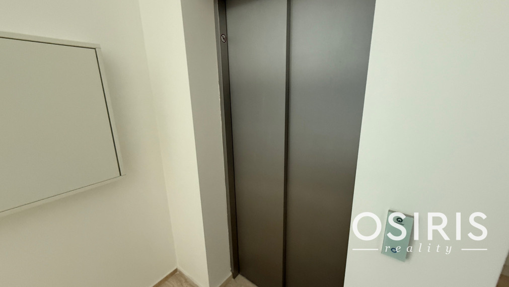 Nadštandardný klimatizovaný 5i byt 160 m2 + záhrada 100 m2, Holubyho ul.