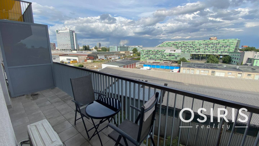 Klimatizovaný 2i byt s balkónom v novostavbe Jarabinky, novostavba 2020