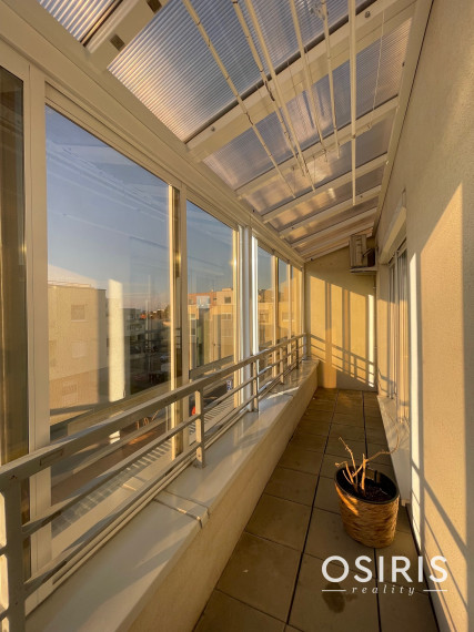 Slnečný 3 izb. byt s garážovým parkovacím miestom v cene