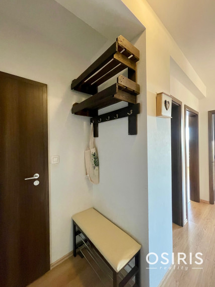 Slnečný 3 izb. byt s garážovým parkovacím miestom v cene