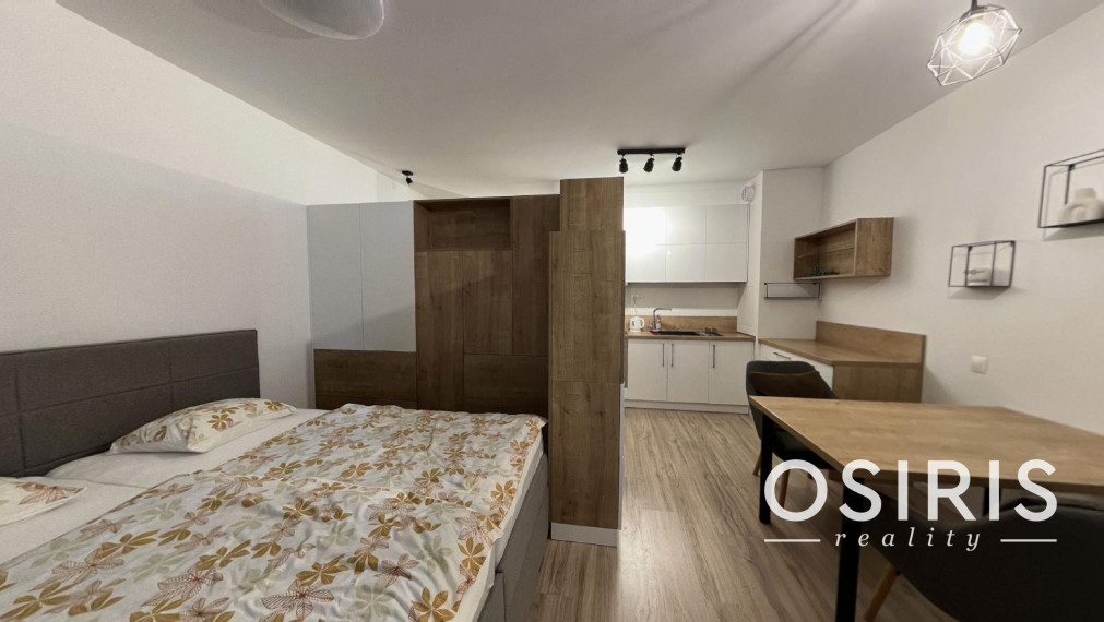 Zariadený 1.5i byt s balkónom, novostavba 2020 Slnečnice, parkovacie miesto