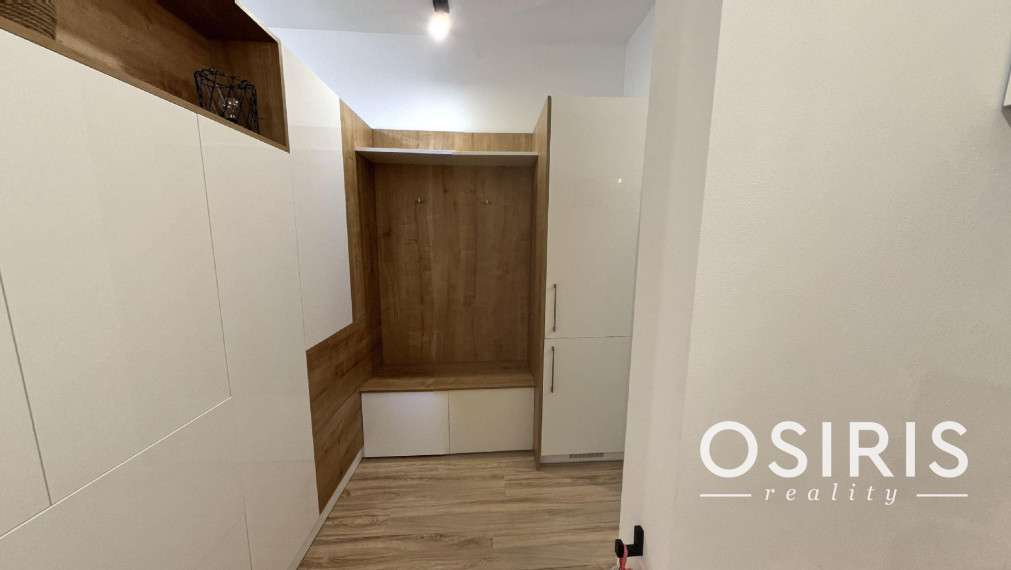 Zariadený 1.5i byt s balkónom, novostavba 2020 Slnečnice, parkovacie miesto