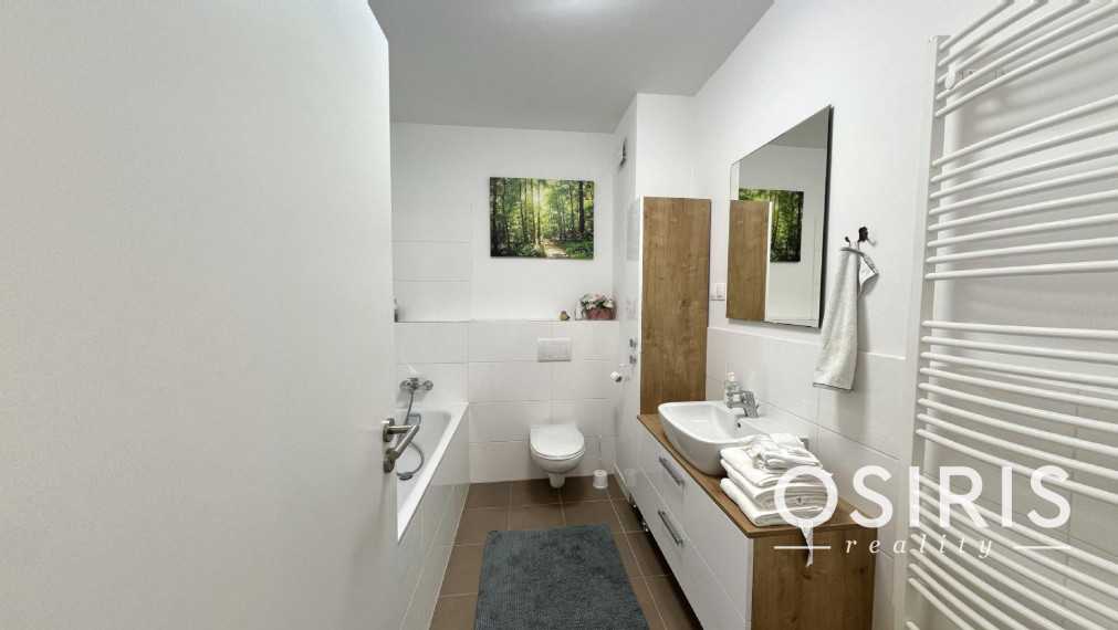 Zariadený 1.5i byt s balkónom, novostavba 2020 Slnečnice, parkovacie miesto