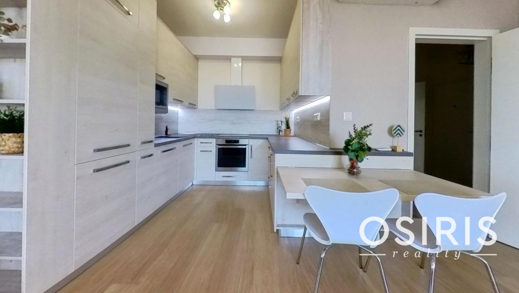 Klimatizovaný 2i byt s balkónom, novostavba 2019, parkovacie miesto