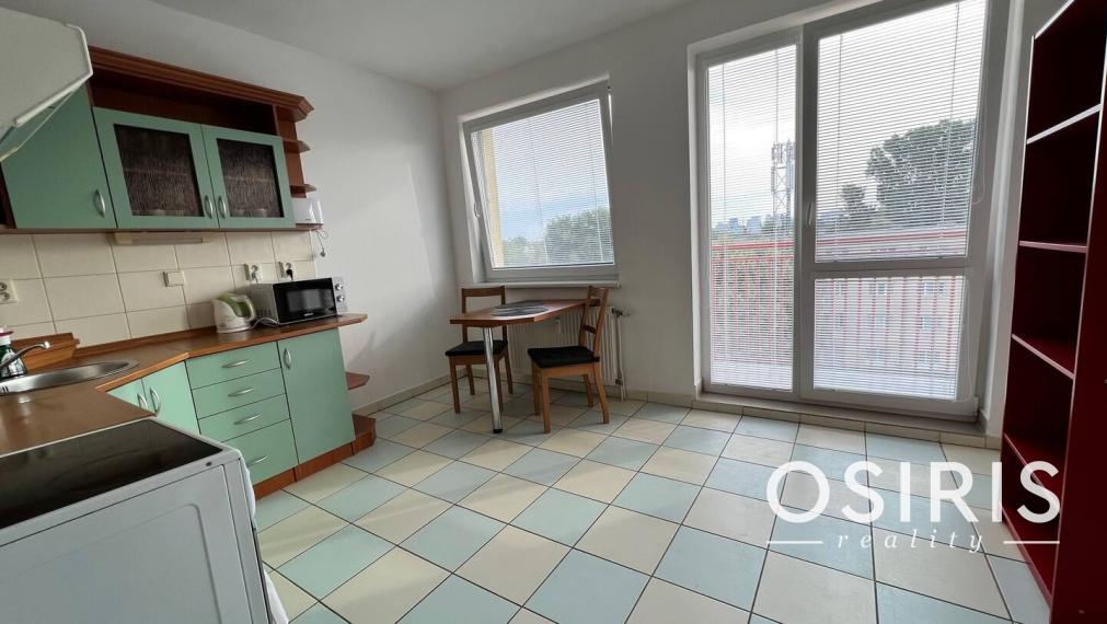 Zariadený 1-izbový byt s balkónom, Ružinov