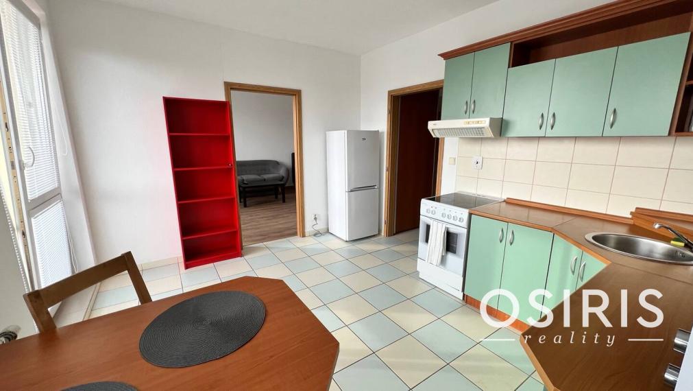 Zariadený 1-izbový byt s balkónom, Ružinov