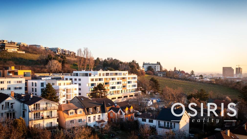 Slnečný 3 izb. byt s predzáhradkou a výhľadom na Bratislavu