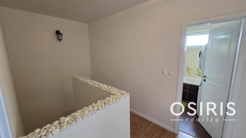 Klimatizovaný 3-izbový Mezonet s balkónom, 2x parkovacie miesto, kolaudácia r. 2009, Stupava