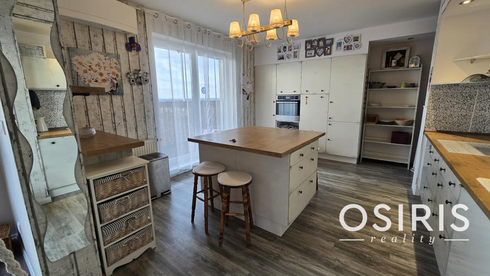 Klimatizovaný 3-izbový Mezonet s balkónom, 2x parkovacie miesto, kolaudácia r. 2009, Stupava