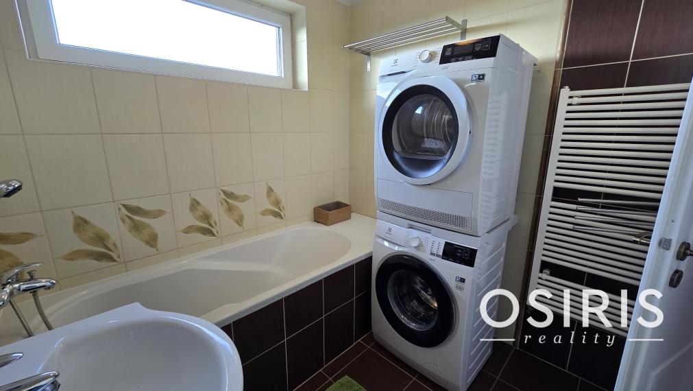 Klimatizovaný 3-izbový Mezonet s balkónom, 2x parkovacie miesto, kolaudácia r. 2009, Stupava