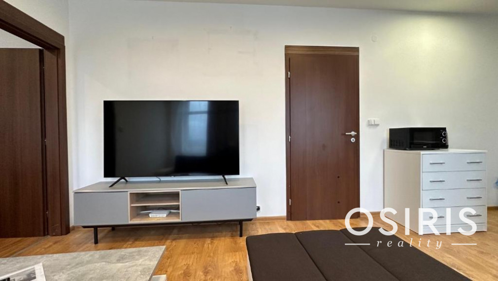 Zariadený 2i byt po rekonštrukcii z r. 2020, balkón, parkovanie