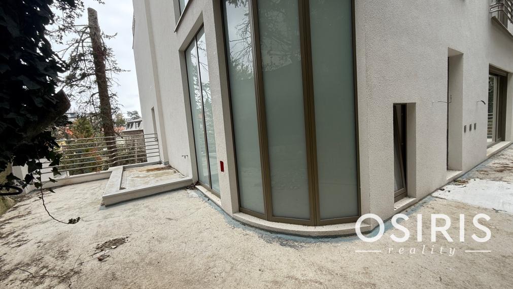 Nadštandardný klimatizovaný 5i byt 160 m2 + záhrada 100 m2, Holubyho ul.