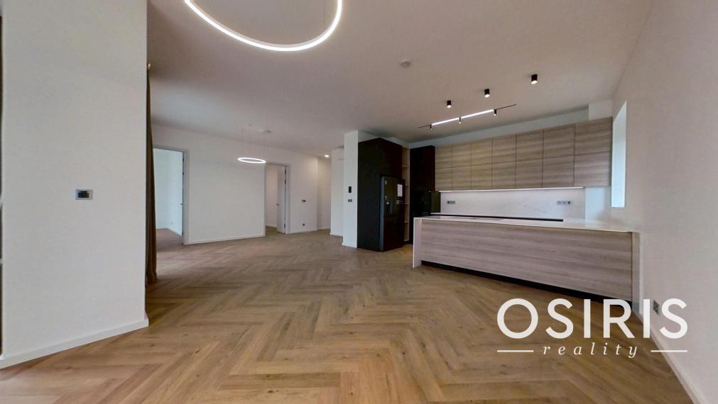 Nadštandardný klimatizovaný 5i byt 160 m2 + záhrada 100 m2, Holubyho ul.