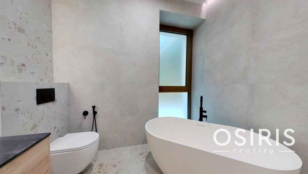 Nadštandardný klimatizovaný 5i byt 160 m2 + záhrada 100 m2, Holubyho ul.