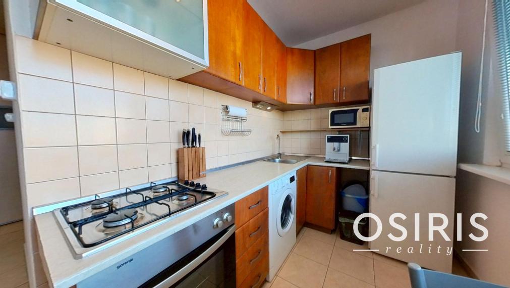 Zariadený 2 izbový byt po rekonštrukcii z r. 2005, pri Lesíku, Petržalka