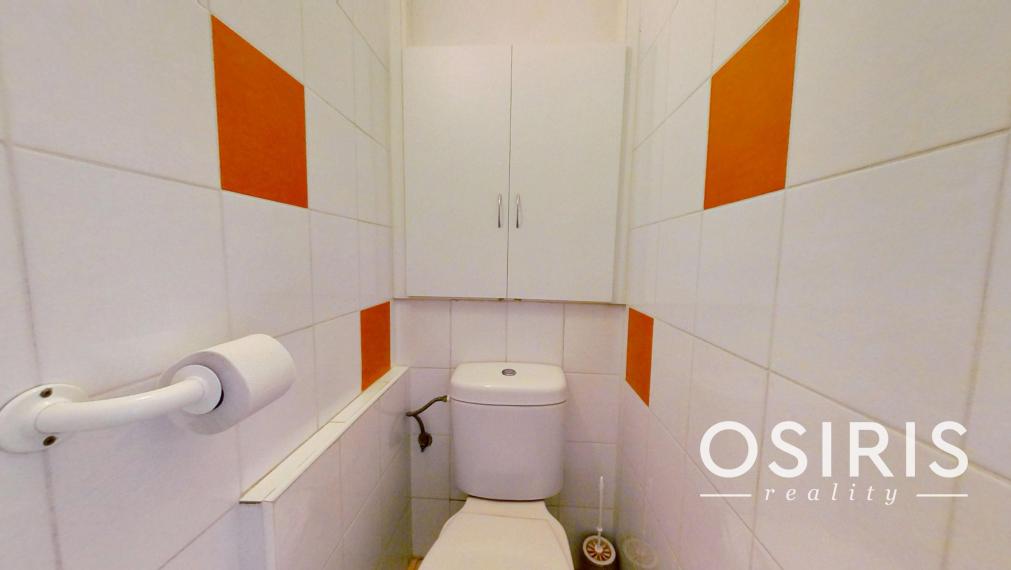 Zariadený 2 izbový byt po rekonštrukcii z r. 2005, pri Lesíku, Petržalka