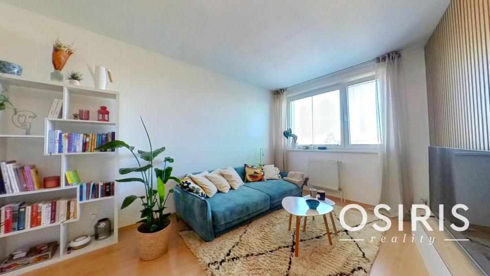 Krátkodobý prenájom - 6 mesiacov, zariadený 2-izbový byt po kompletnej rekonštrukcii, Pri Bielom kríži