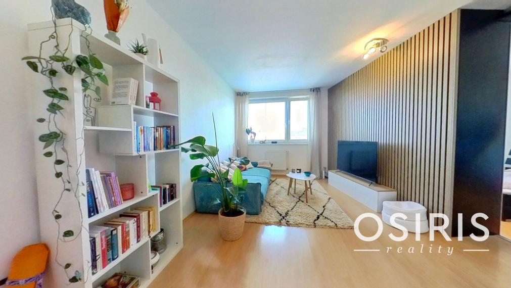 Krátkodobý prenájom - 6 mesiacov, zariadený 2-izbový byt po kompletnej rekonštrukcii, Pri Bielom kríži