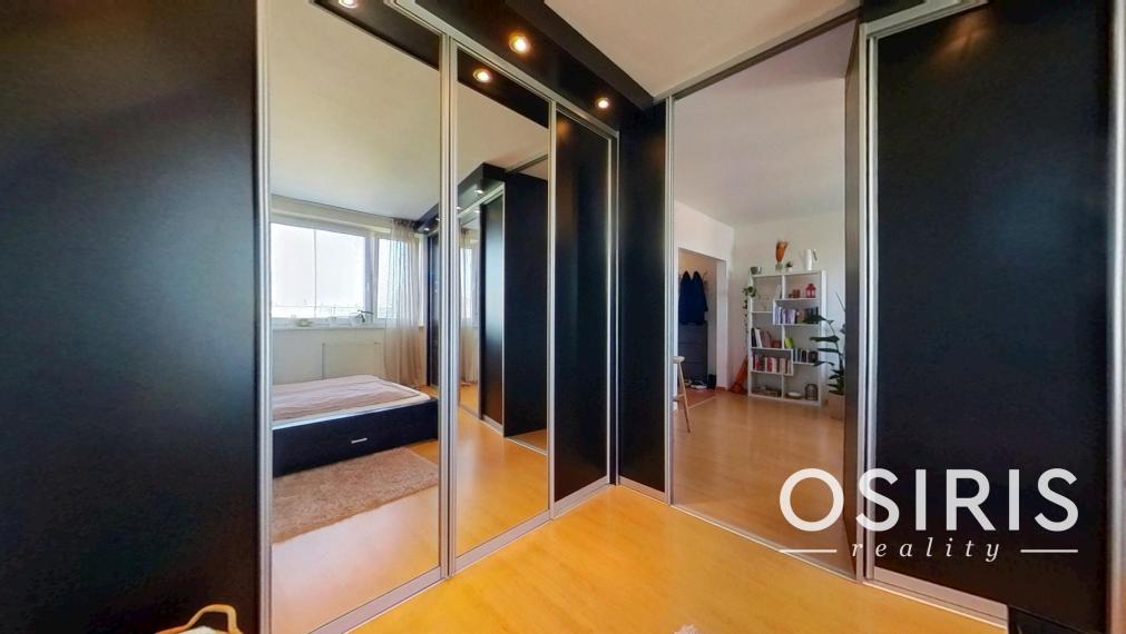 Krátkodobý prenájom - 6 mesiacov, zariadený 2-izbový byt po kompletnej rekonštrukcii, Pri Bielom kríži