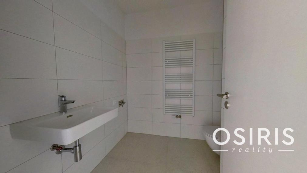 1-izbový byt s terasou v projekte VERDENA, r. 2025, zariadený v štandarde