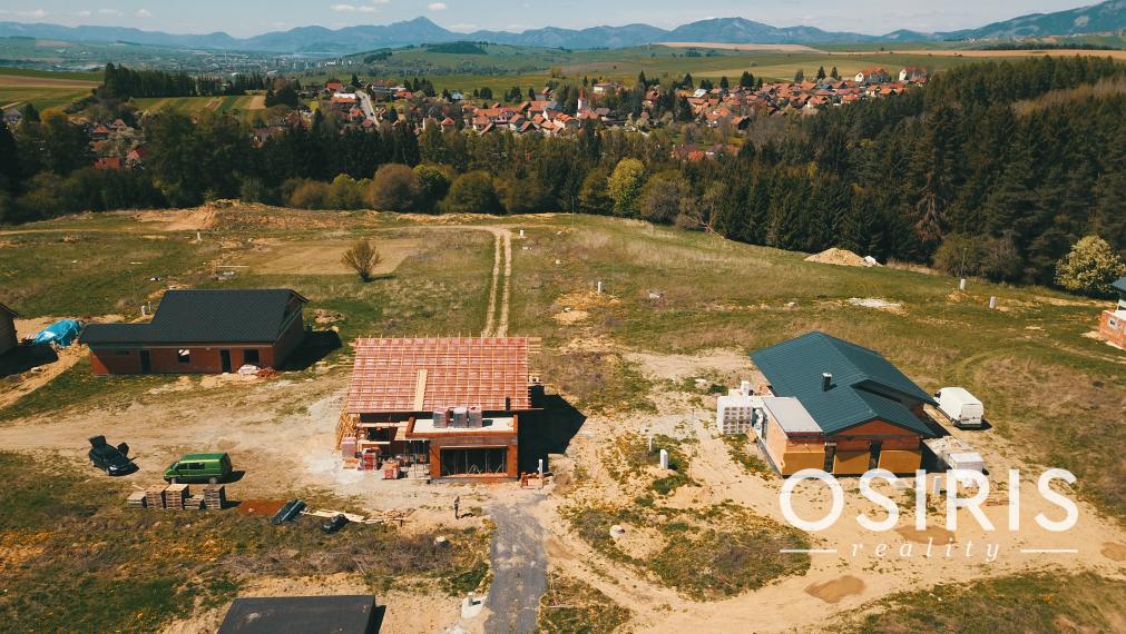 Ponuka na predaj stavebného pozemku 626m2 v obci Jamník s výhľadom na Vysoké a Nízke Tatry