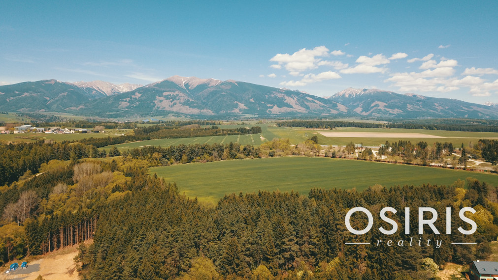 Ponuka na predaj stavebného pozemku 930m2 v obci Jamník s výhľadom na Vysoké a Nízke Tatry