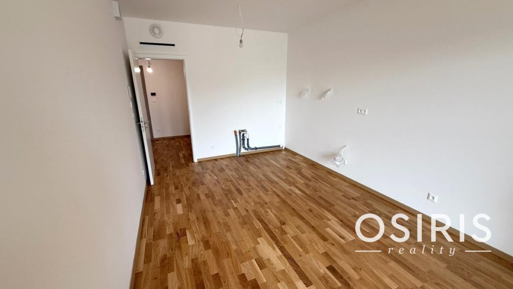 METROPOLIS-DOWNTOWN Starého Mesta, 2i apartmán, parking