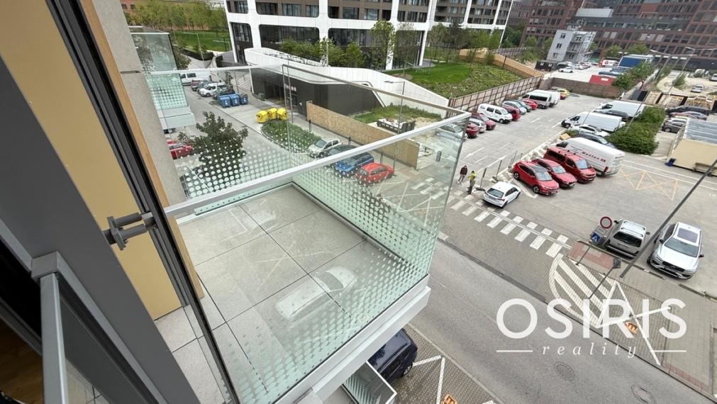 METROPOLIS-DOWNTOWN Starého Mesta, 2i apartmán, parking