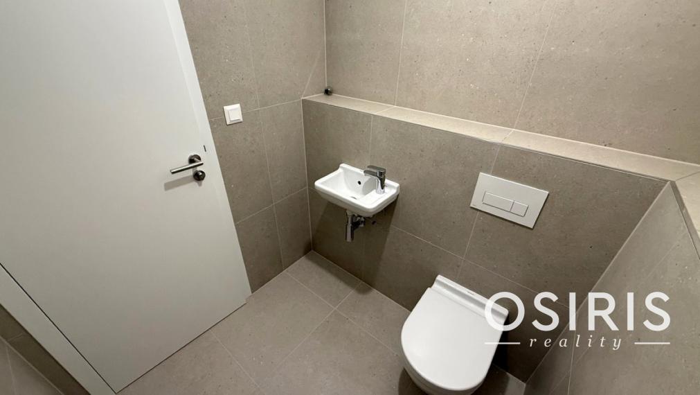 METROPOLIS-DOWNTOWN Starého Mesta, 2i apartmán, parking