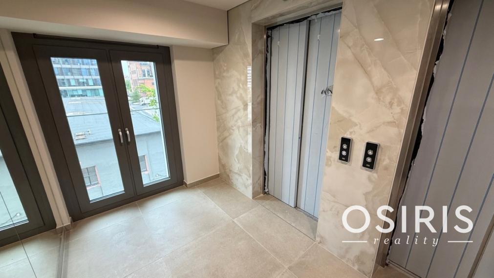 METROPOLIS-DOWNTOWN Starého Mesta, 2i apartmán, parking