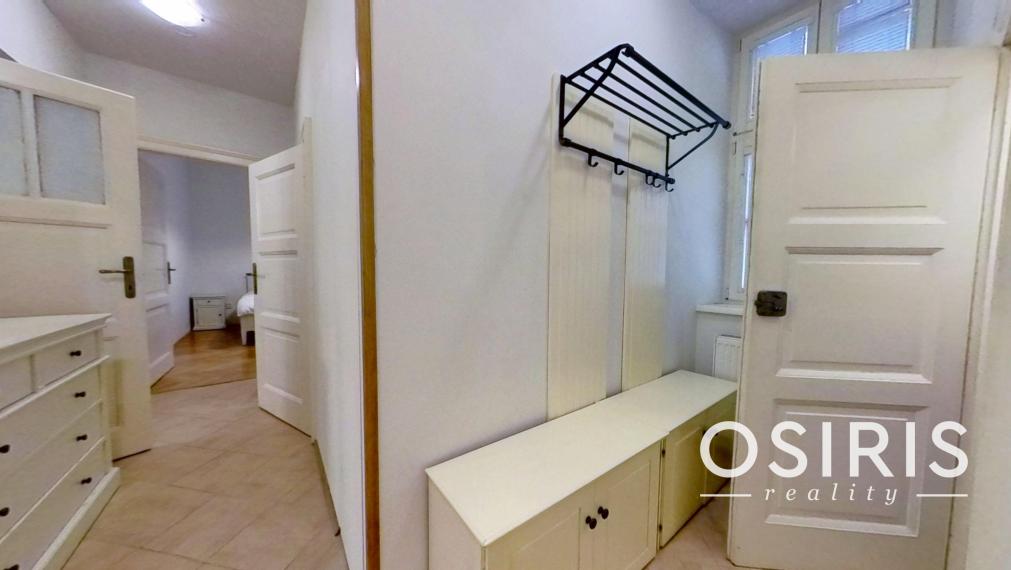 Priestranný 2-izbový na Zochovej ulici