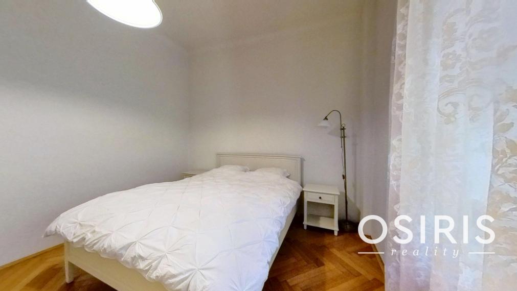 Priestranný 2-izbový na Zochovej ulici